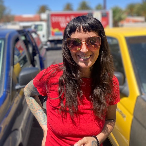 Meet your Posher, Sam - Picture 1 of 1